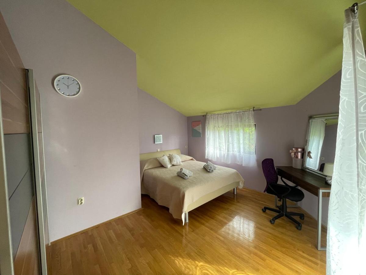 Luce Apartment Kali Bagian luar foto